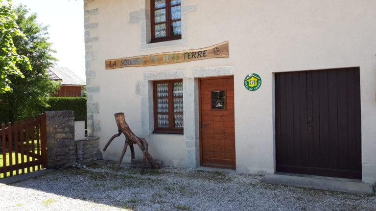 accueil porte d'entrée Gîte Source Miss Terre