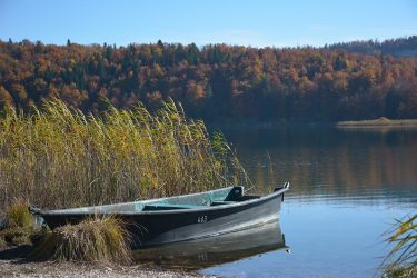 Lac d'Ilay à l'automne Jura